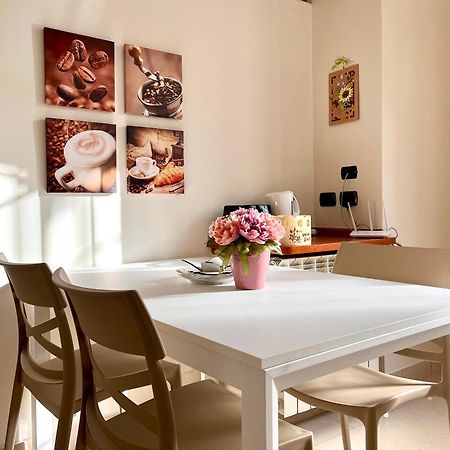 Il Villino B&B - Napoli/Pompei/Sorrento/Costiera Brusciano Exteriér fotografie